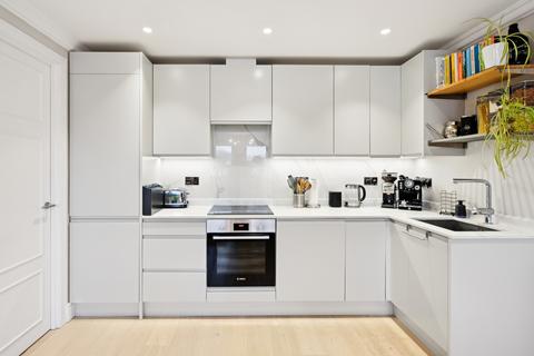 Flat 6, 2 Sutherland Road, London, W13 0DT