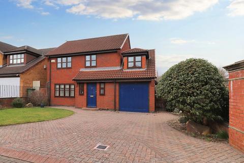 4 bedroom detached house for sale, Spenborough Road, Whitehouse Farm, Stockton-On-Tees, TS19 0QY