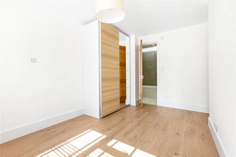 34 Pearscroft Road, London, SW6 2BB