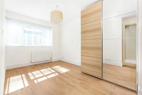 34 Pearscroft Road, London, SW6 2BB