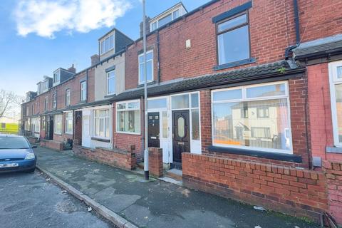 4 bedroom terraced house for sale, Ecclesburn Road, LS9