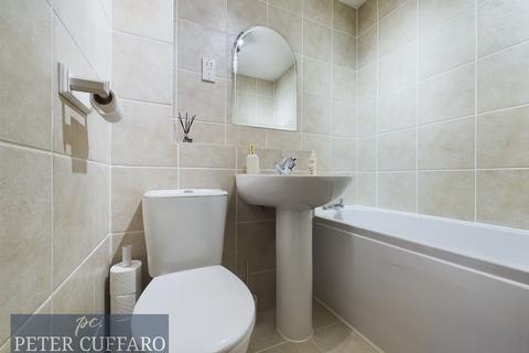 undefined, Lawrence Avenue, Ware SG12