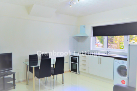 1 bedroom flat to rent, Ilford, IG2