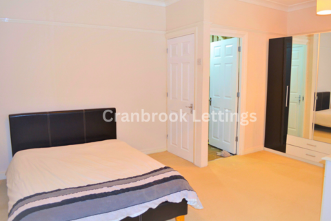 1 bedroom flat to rent, Ilford, IG2