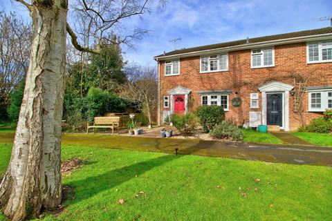 8 Cambrian Way, Finchampstead, Wokingham, RG40 3JF