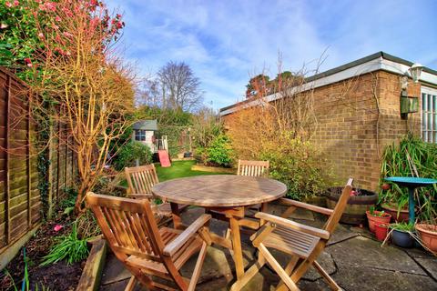 8 Cambrian Way, Finchampstead, Wokingham, RG40 3JF