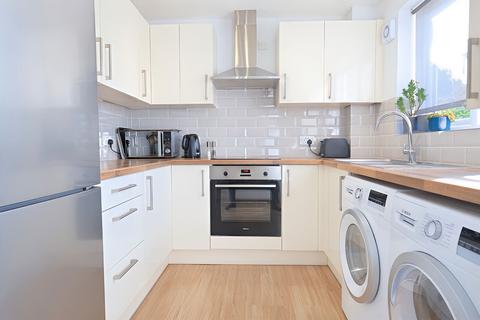 23 Barrington Close, Witney, OX28 5FJ