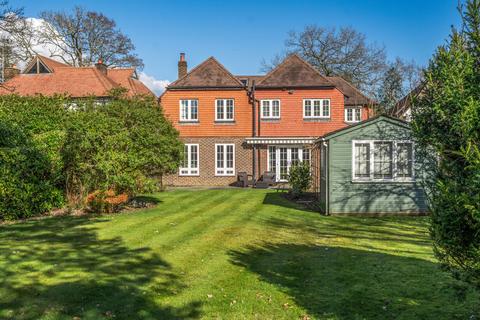 5 bedroom detached house for sale, Milford Road, Elstead, Godalming, GU8