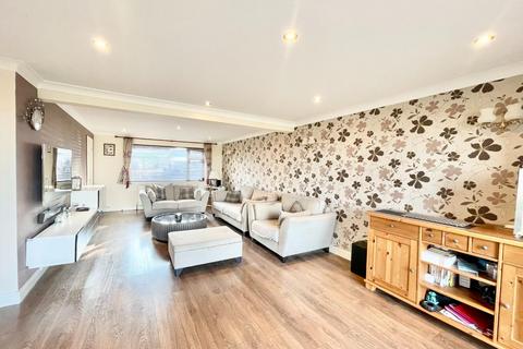 4 bedroom detached house for sale, Gilman Crescent, Windsor SL4