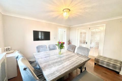 4 bedroom detached house for sale, Gilman Crescent, Windsor SL4