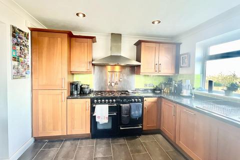 4 bedroom detached house for sale, Gilman Crescent, Windsor SL4