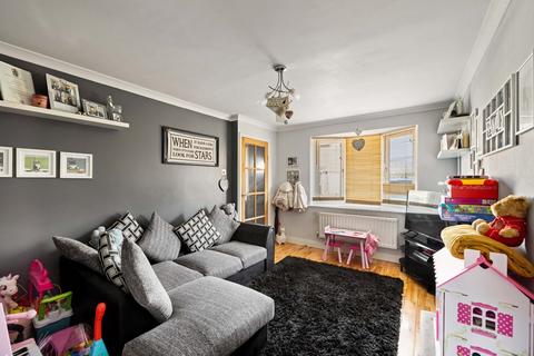 28 Firs Lane, Folkestone, CT19 4QE