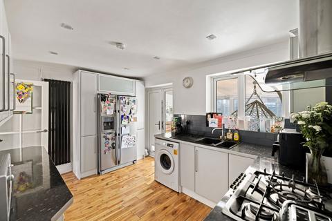 28 Firs Lane, Folkestone, CT19 4QE