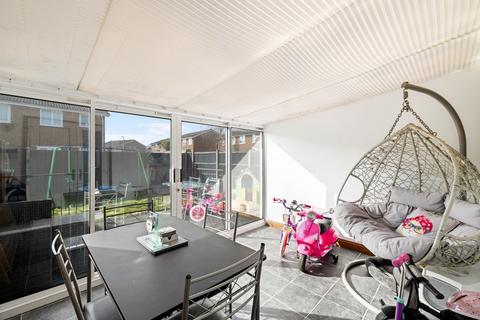 28 Firs Lane, Folkestone, CT19 4QE