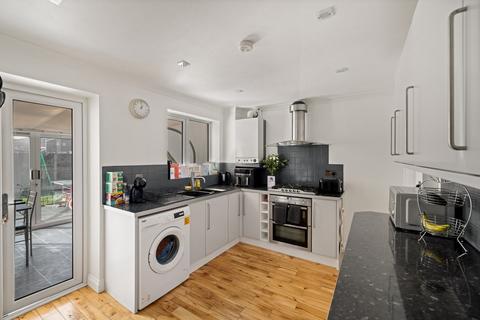 28 Firs Lane, Folkestone, CT19 4QE
