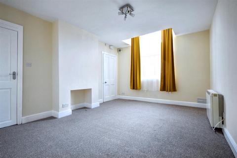 1 bedroom apartment to rent, St Georges Avenue, Kingsley, NN2