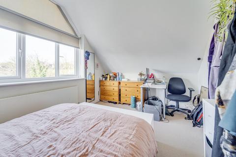 2 bedroom apartment for sale, Ferme Park Road, Stroud Green N4