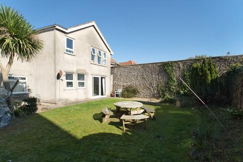 2 bedroom ground floor flat for sale, Walliscote Road, Weston-Super-Mare, BS23