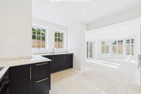 undefined, Oakingham Court, Heath Hill Road North