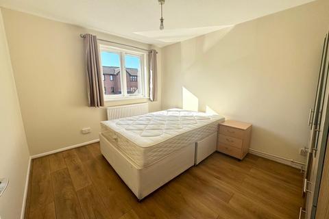 2 bedroom flat to rent, Pempath Place, Wembley, HA9