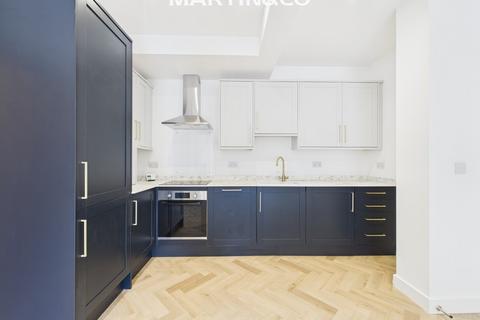 undefined, Oakingham Court, Heath Hill Road North