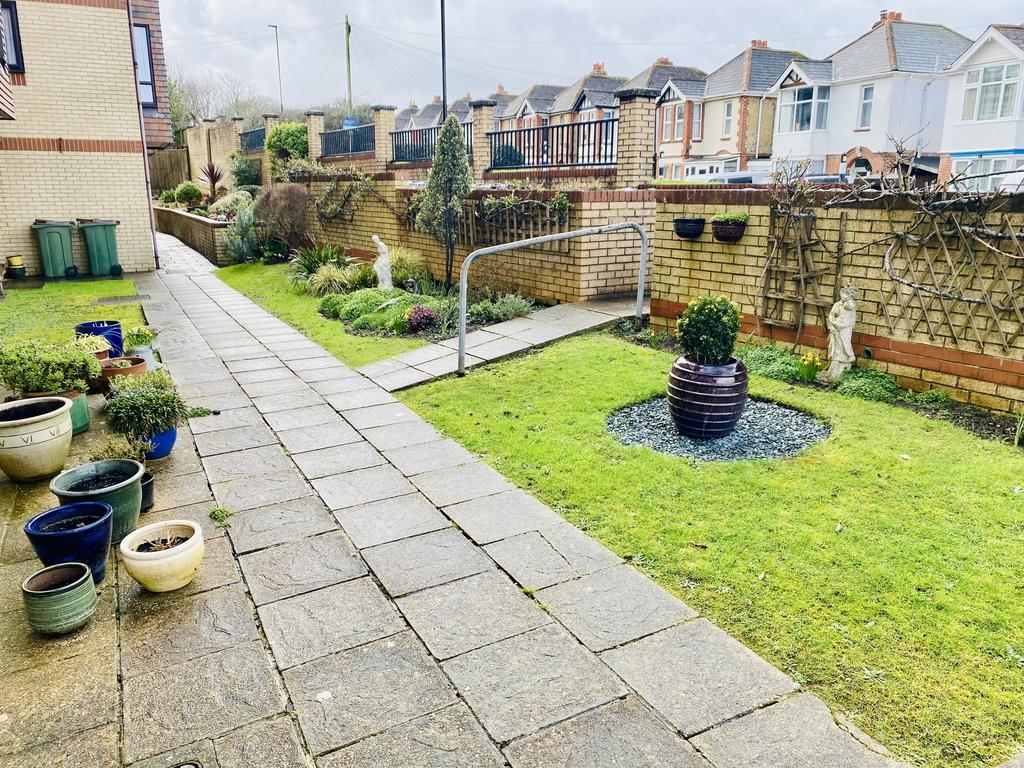 Bayview communal garden