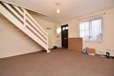 2 bedroom terraced house to rent, California Close, Colchester, CO4