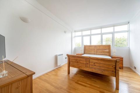 2 bedroom flat to rent, Jedburgh Road, Plaistow, London, E13