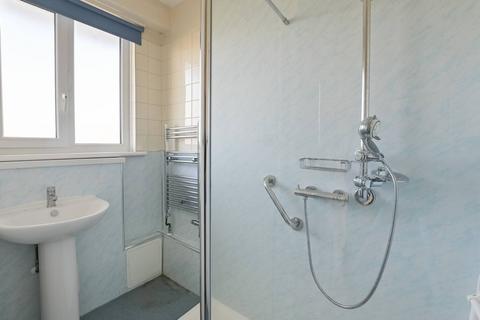 29 Gravenel Gardens, London, SW17 9RU
