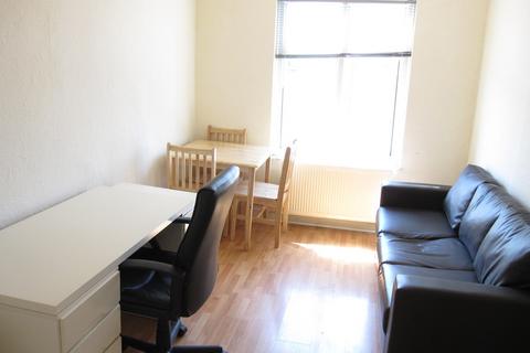 1 bedroom flat to rent, West Green Road, London N15