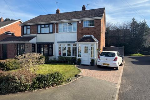 3 bedroom semi-detached house for sale, Knaves Castle Avenue, Brownhills