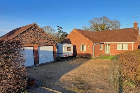 3 bedroom detached bungalow for sale, Rectory Road, Horstead