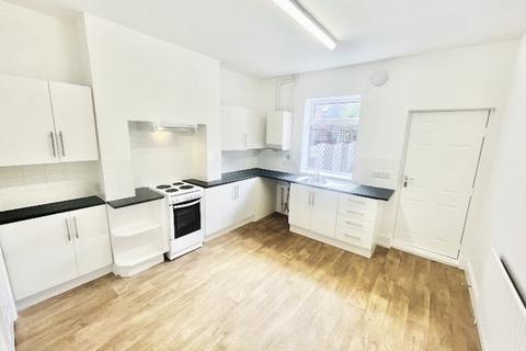 3 bedroom terraced house to rent, 63 Wheldrake Road, Sheffield,  S5 6UE, UK