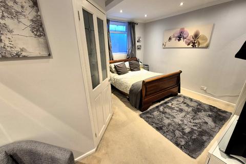 40 Buchanan Drive, Luton, LU2 0RT