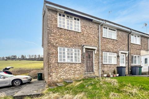 2 bedroom end of terrace house for sale, Kinder Avenue, Cowlersley, Huddersfield, West Yorkshire, HD4