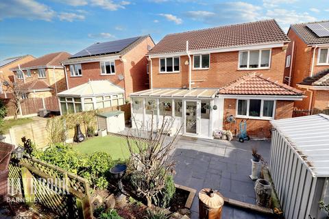 4 bedroom detached house for sale, Hall Cross Avenue, Wombwell