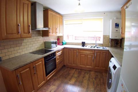 3 bedroom house to rent, Woodsley Green, Leeds