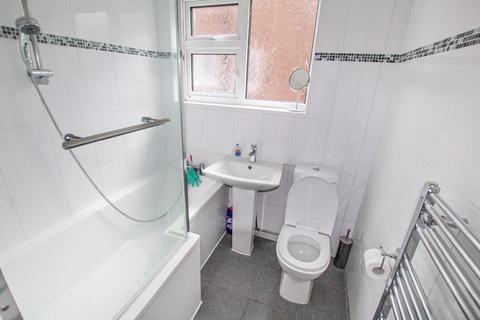 undefined, Foresters Crescent, Bexleyheath
