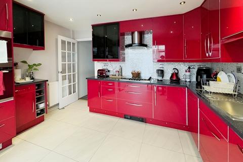 56 Rivington Crescent, London, NW7 2LF