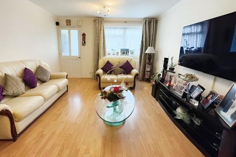 56 Rivington Crescent, London, NW7 2LF