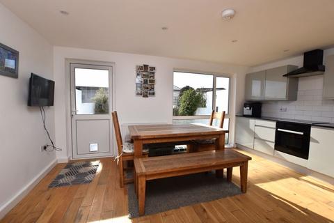 5 bedroom end of terrace house for sale, Mowhay Close, Newquay TR7