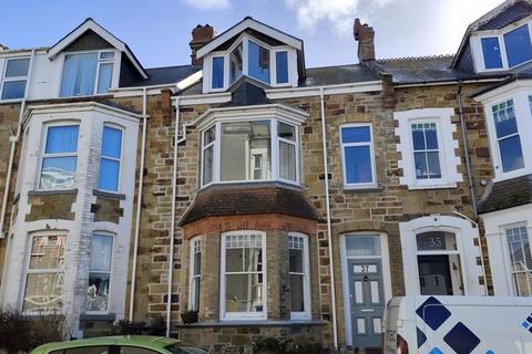 5 bedroom terraced house for sale, Trebarwith Crescent, Newquay TR7