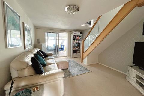 53 Clos Ogney, Llantwit Major, CF61 2SN