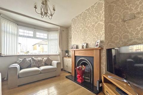 2 bedroom semi-detached house for sale, Coles Lane, West Bromwich