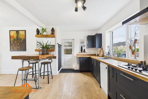 162 Birtwistle Avenue, Colne, BB8 9RR