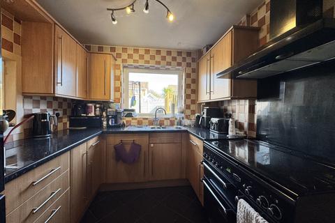 4 bedroom semi-detached house for sale, Tonteg, Pontypridd CF38