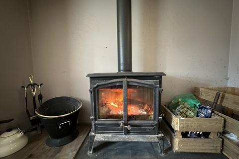 2 bedroom cottage for sale, Nebo, Caernarfon, LL54
