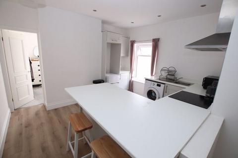 1 bedroom flat for sale, FLAT 2, QUEENS PARADE, CLEETHORPES