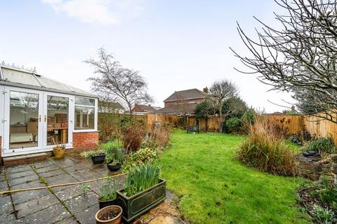 3 bedroom semi-detached house for sale, Charlton Heights, Wantage