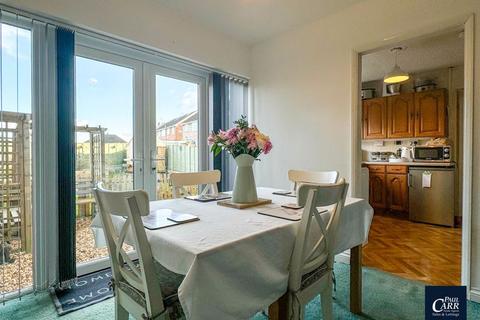 18 Glenthorne Drive, Walsall, WS6 7BZ